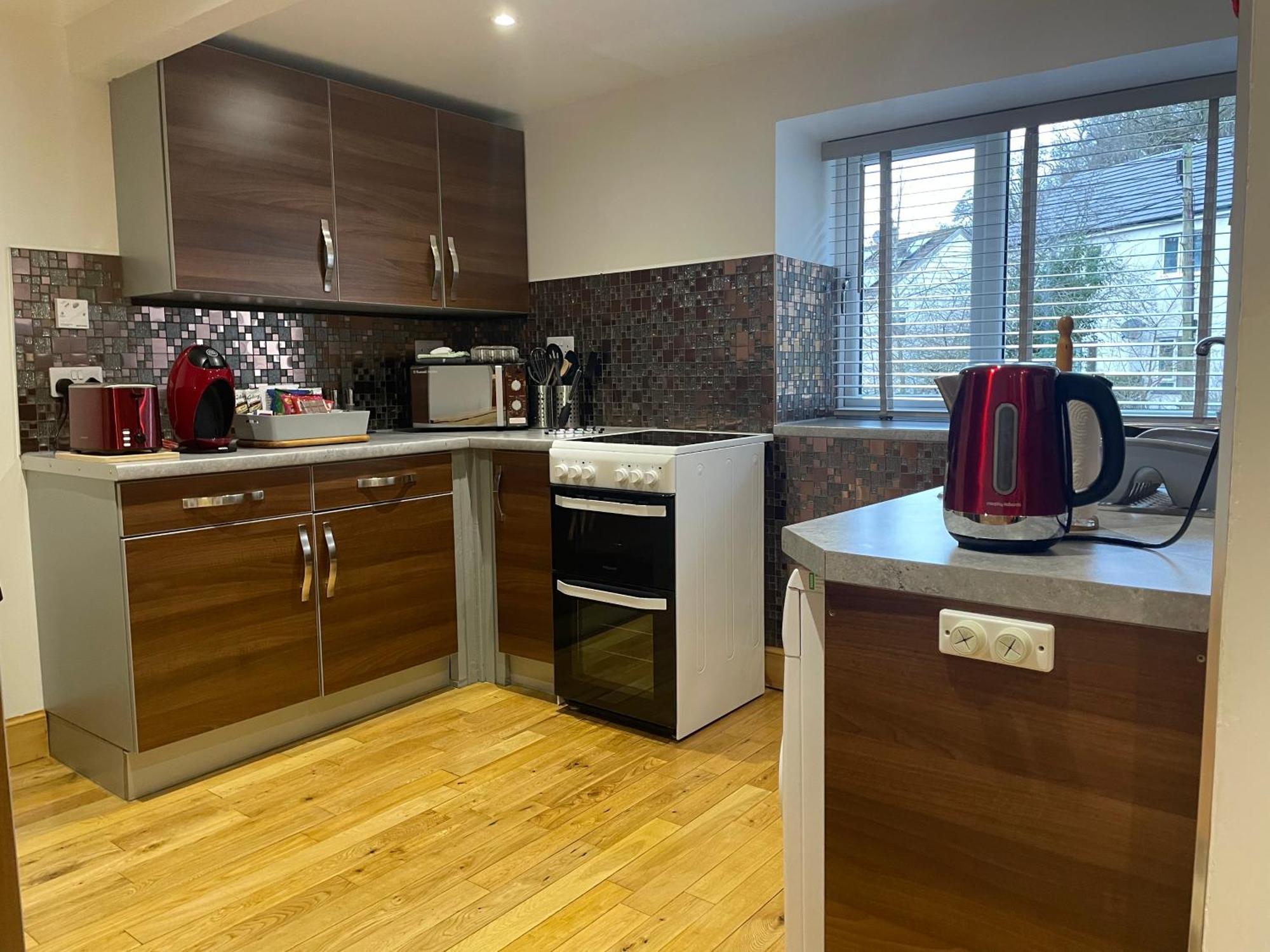 The Mews 2 Bedroom With Private Parking Оубън Екстериор снимка