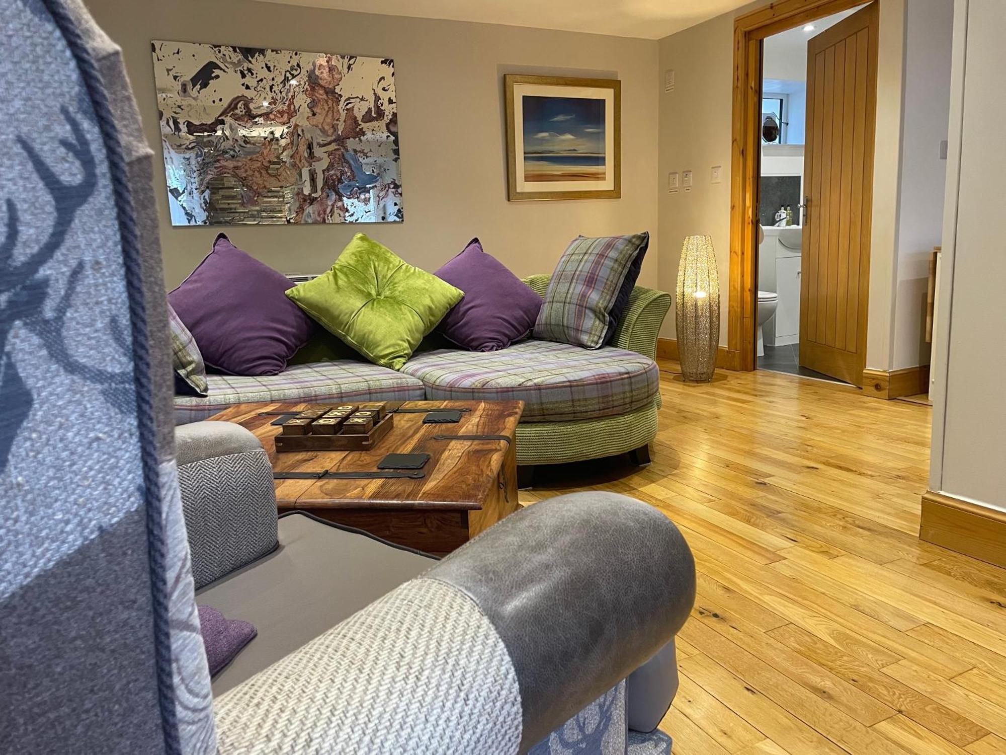 The Mews 2 Bedroom With Private Parking Оубън Екстериор снимка